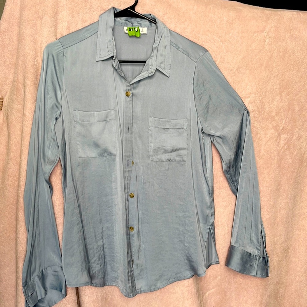Used/ good condition, sky blue, long sleeves, w/pockets